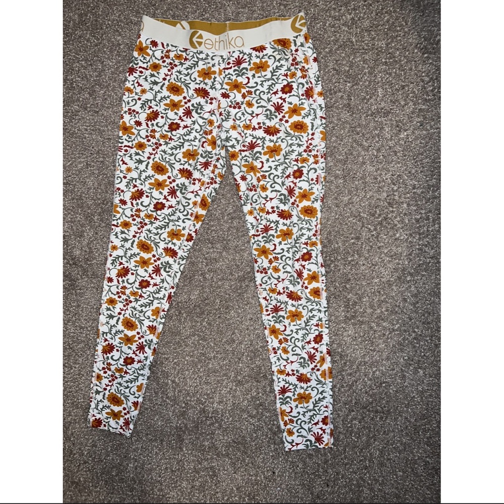 Two piece set.